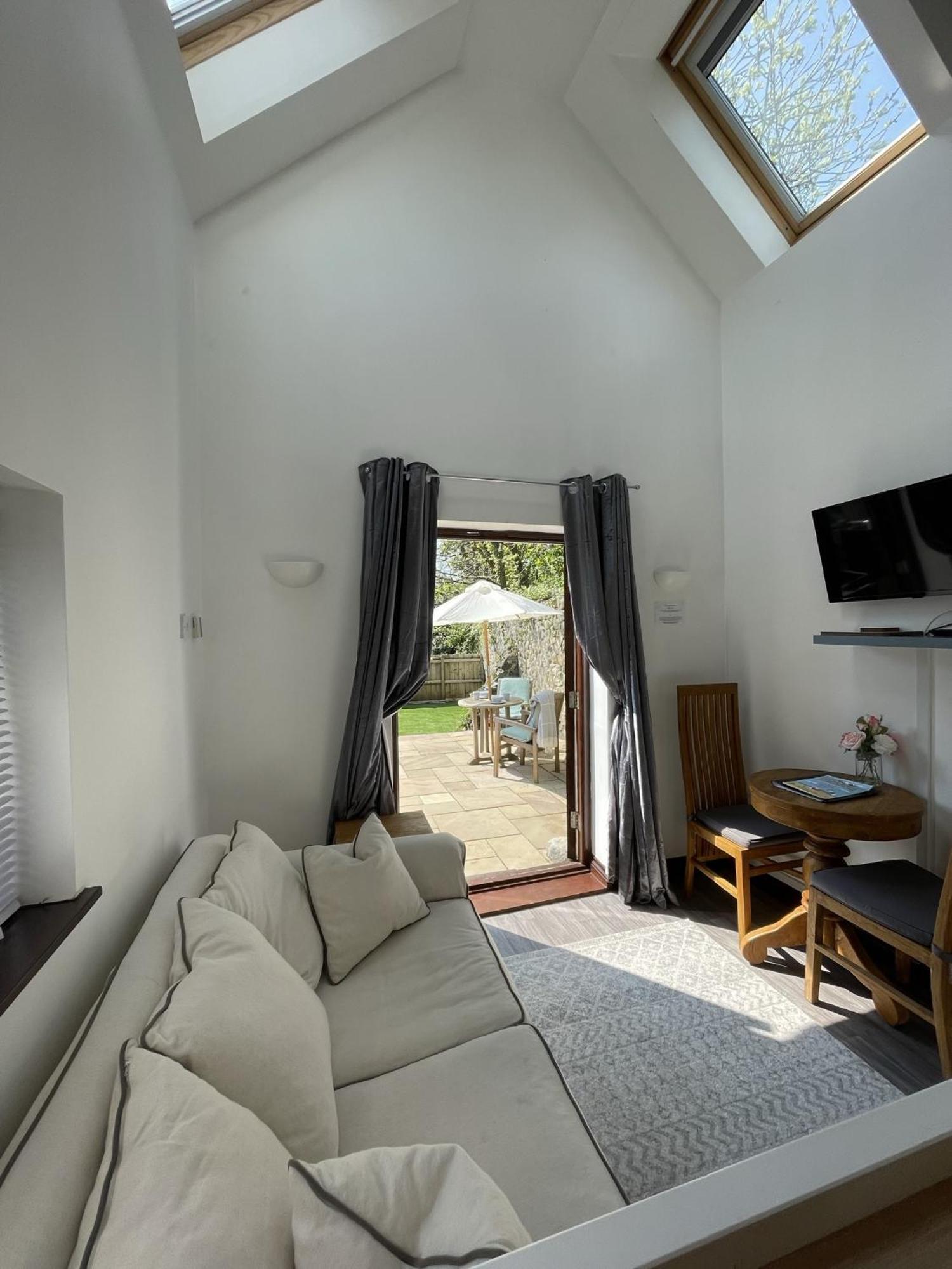 The Stables - Detached Cottage With Private Garden & Hot Tub St Austell Δωμάτιο φωτογραφία